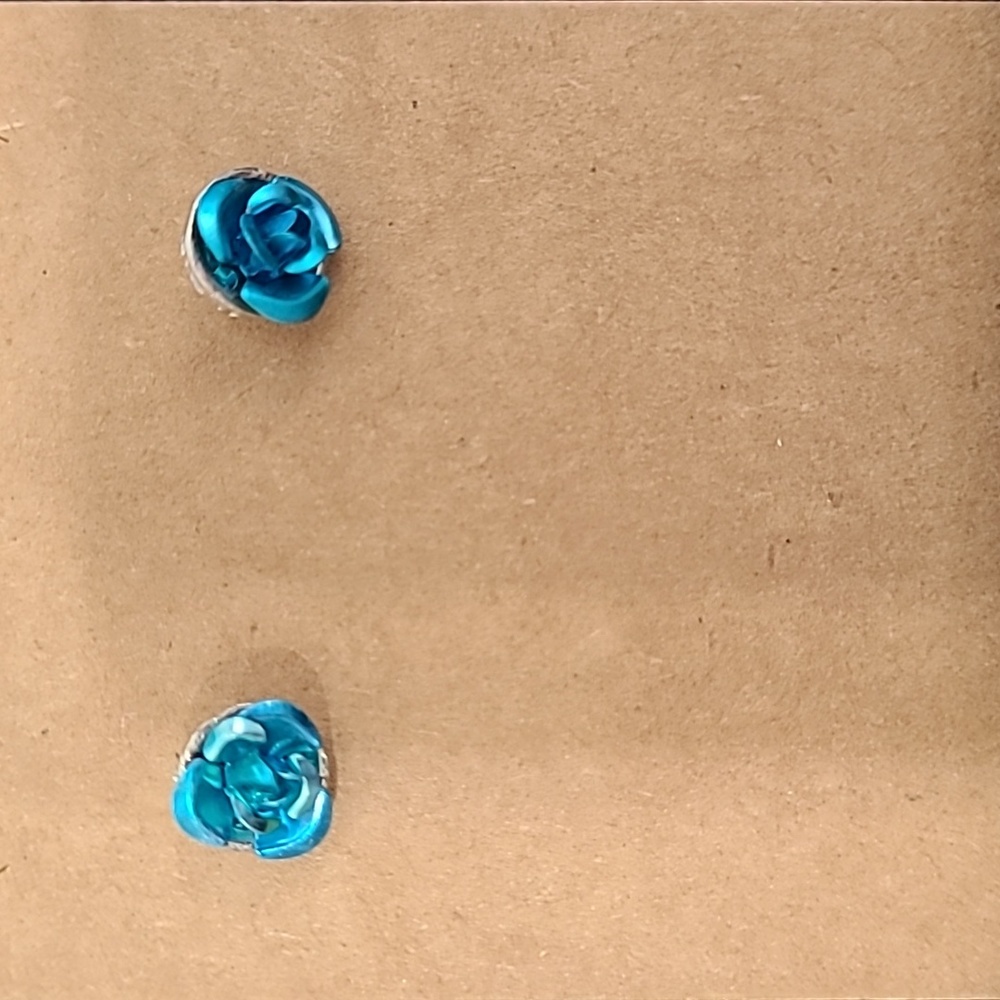 Blue Rose stud earrings